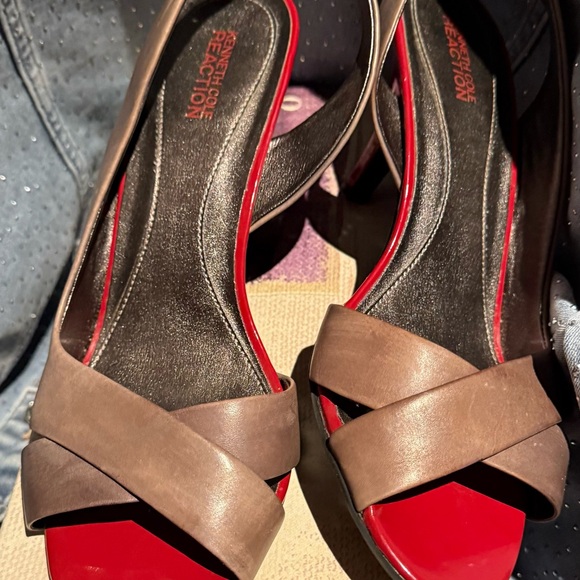 Reaction Kenneth Cole Red and Brown Heels with Stylish Crossed Straps - Picture 2 of 5